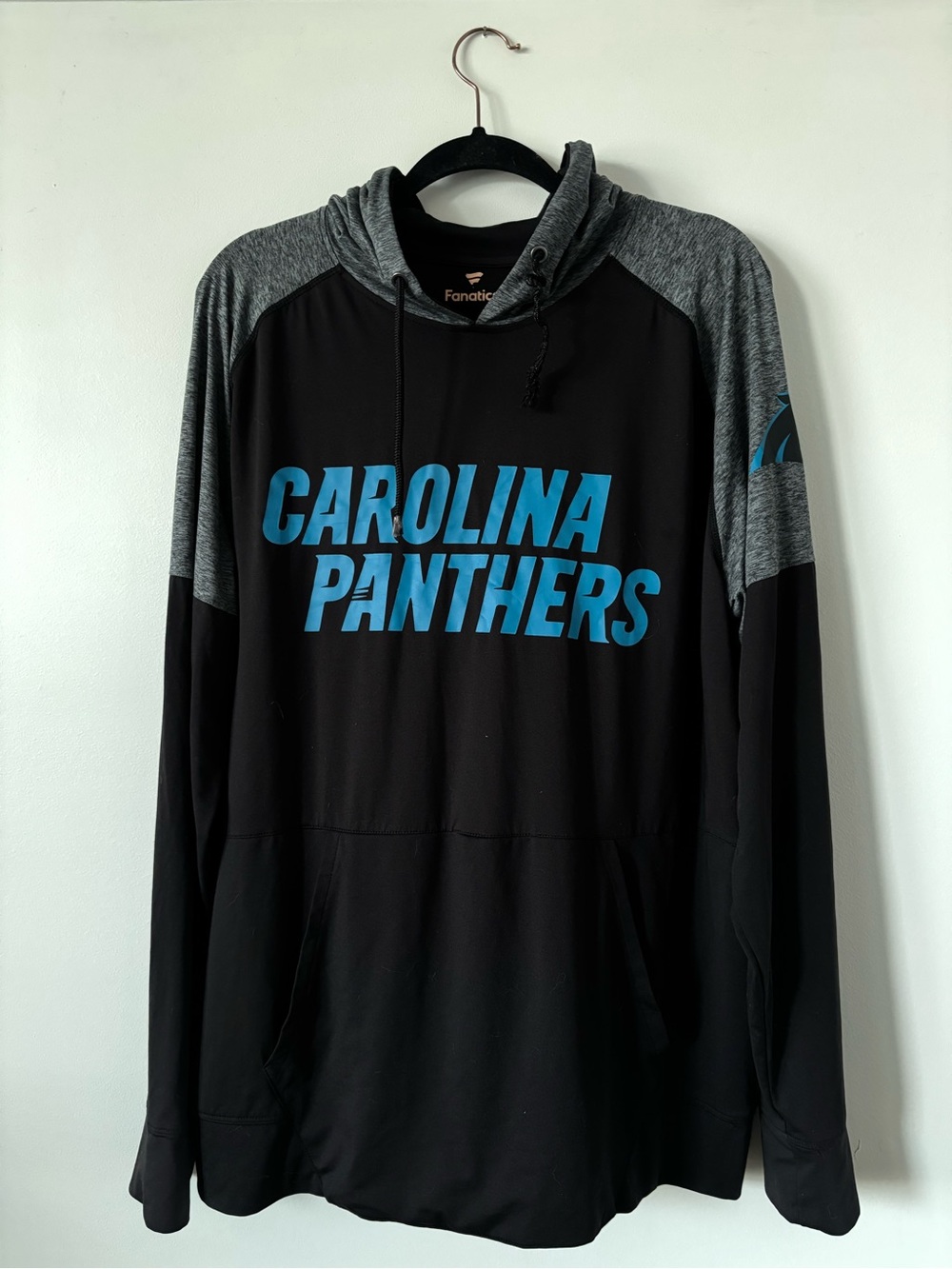 Men’s Carolina Panthers Lightweight Hoodie